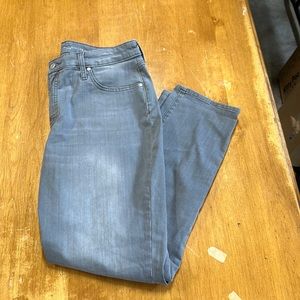 Chicos So Slimming Girlfriend Slim Leg Ankle Jeans size 12